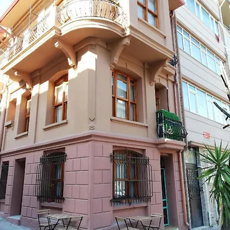 No 1 House By Valence