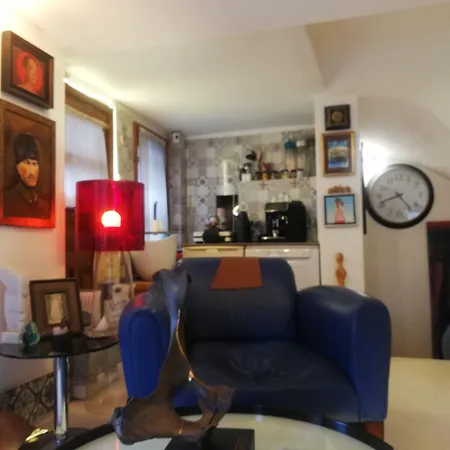 No 1 House By Valence Hotel