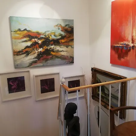 No 1 House By Valence Hotel