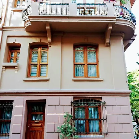 מלון No 1 House By Valence
