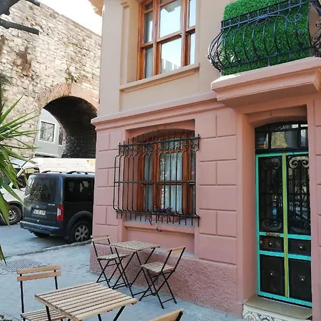 No 1 House By Valence İstanbul