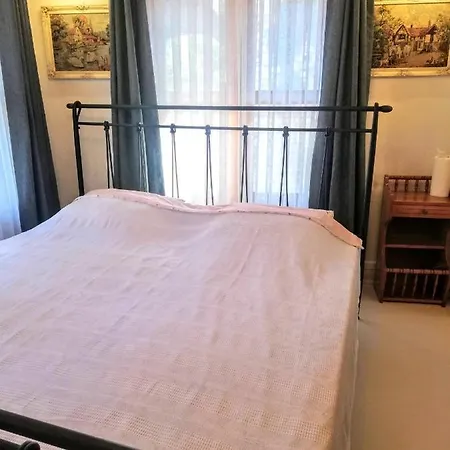 No 1 House By Valence 2*