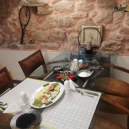 No 1 House By Valence