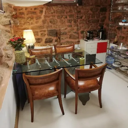 No 1 House By Valence