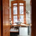 No 1 House By Valence מלון