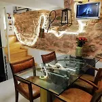 No 1 House By Valence מלון