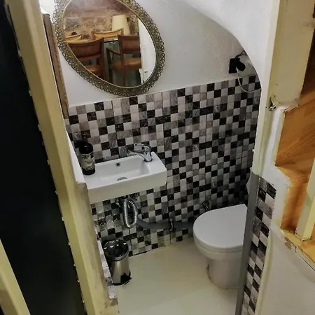 Szálloda No 1 House By Valence