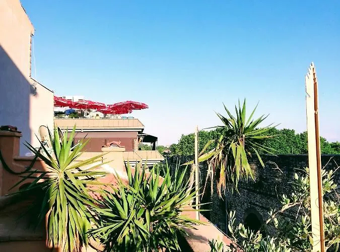 No 1 House By Valence 酒店