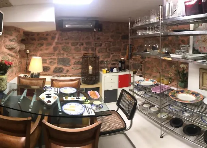 Отель No 1 House By Valence 2*