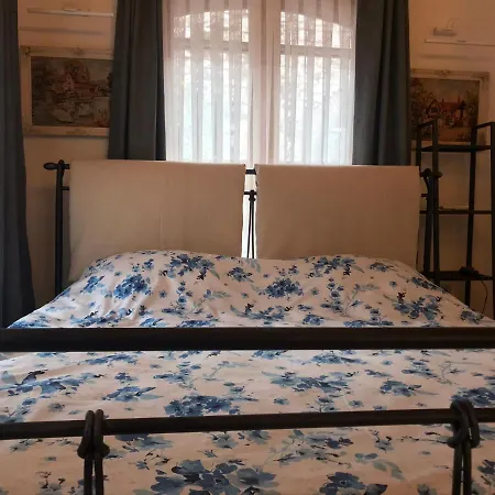 Hotel No 1 House By Valence